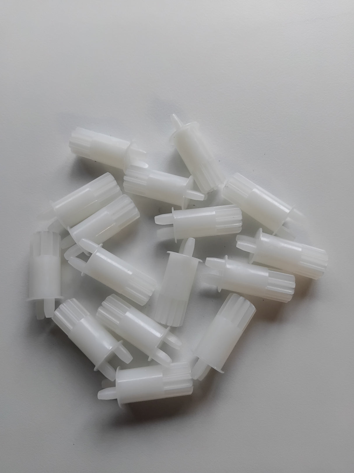 Gear Pins - Concealed Tilt