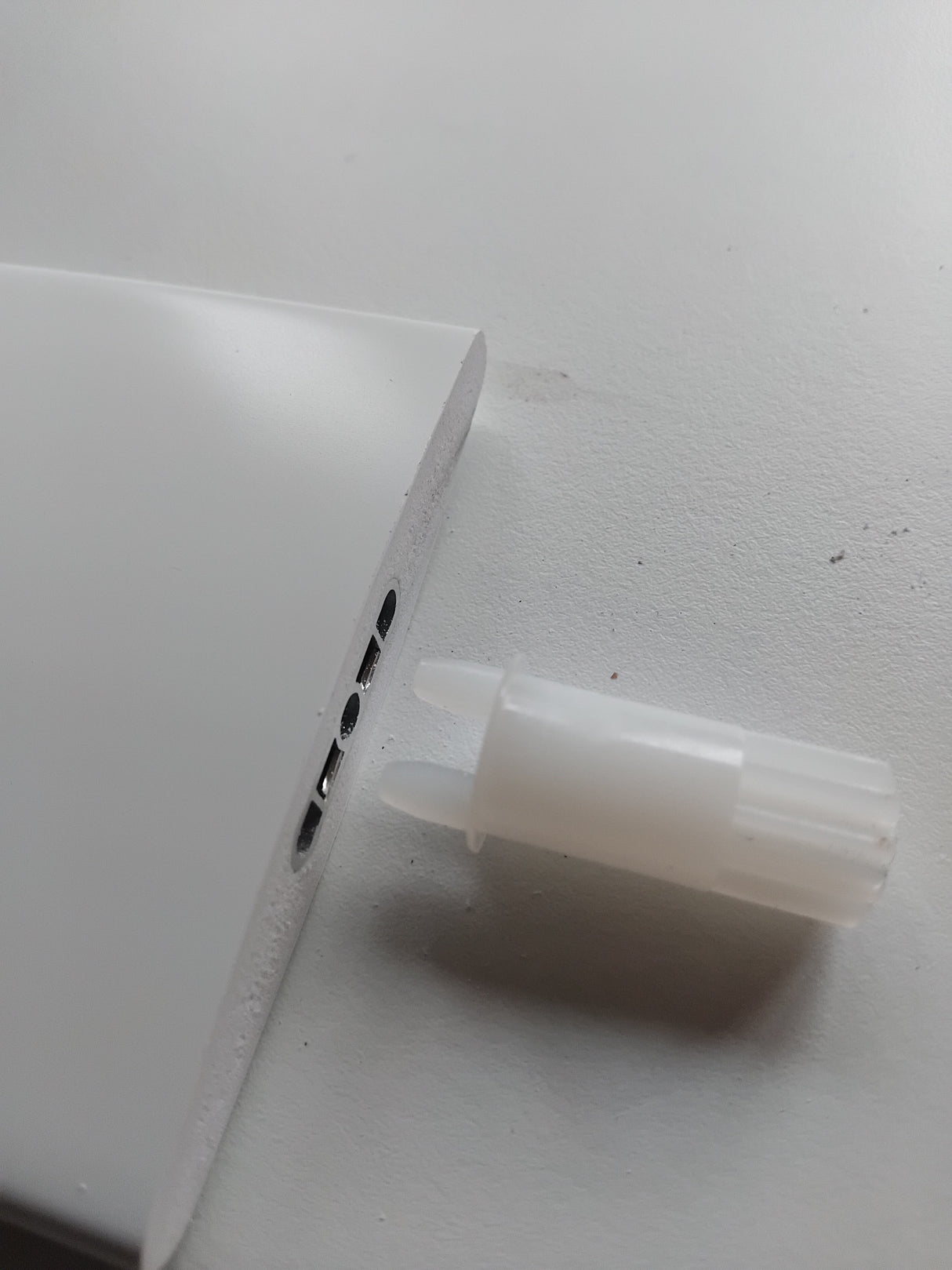 Gear Pins - Concealed Tilt