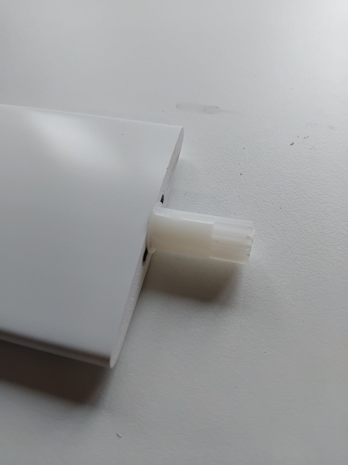 Gear Pins - Concealed Tilt